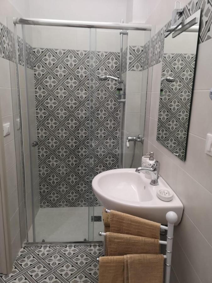 Le 3 Dee Bed & Breakfast Reggio di Calabria Dış mekan fotoğraf