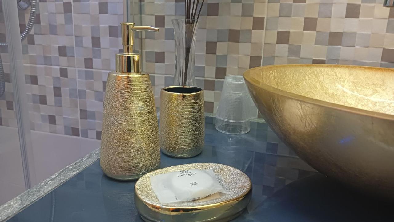 Le 3 Dee Bed & Breakfast Reggio di Calabria Dış mekan fotoğraf