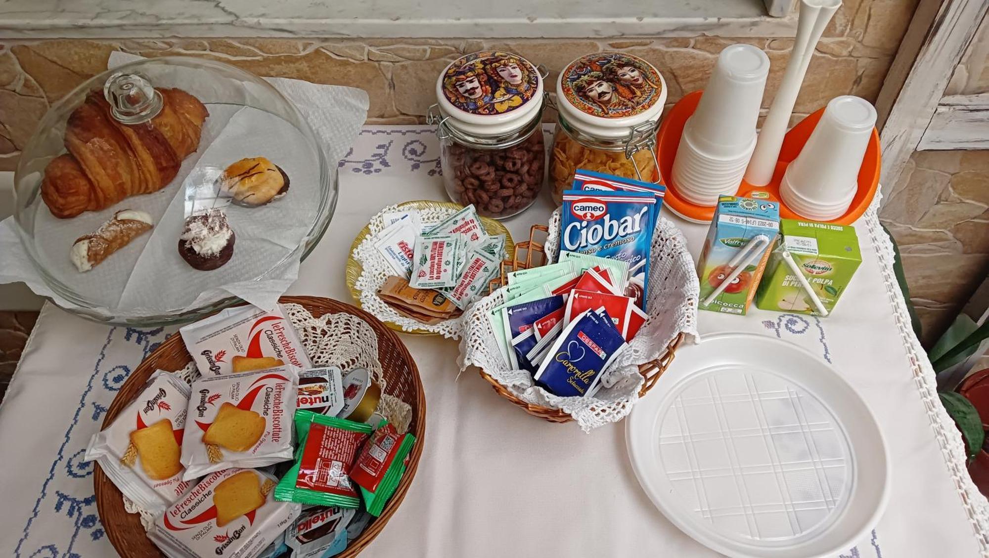 Le 3 Dee Bed & Breakfast Reggio di Calabria Oda fotoğraf