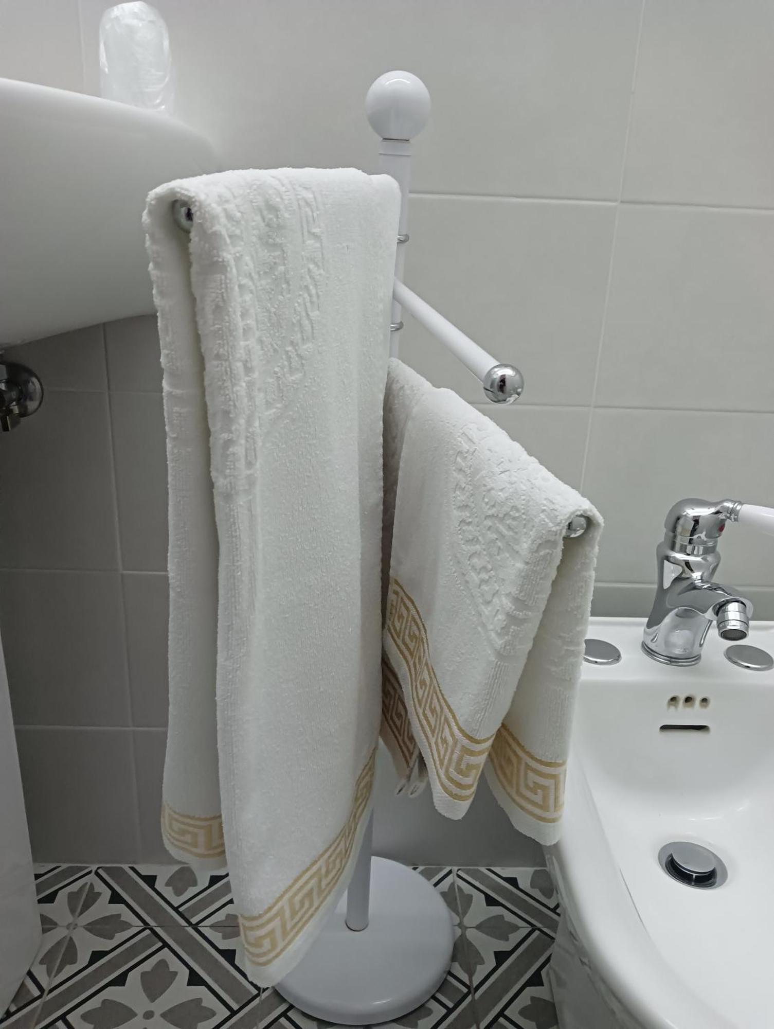 Le 3 Dee Bed & Breakfast Reggio di Calabria Oda fotoğraf
